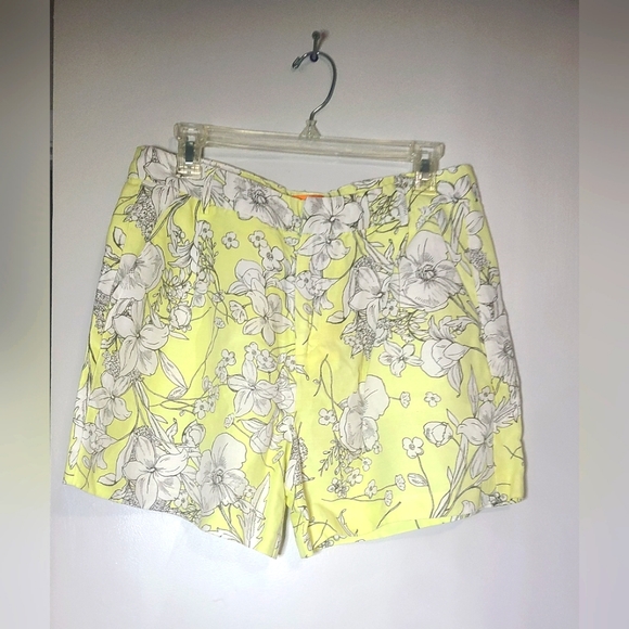 Joe Fresh Pants - Joe Fresh shorts - yellow‎ and white size 8